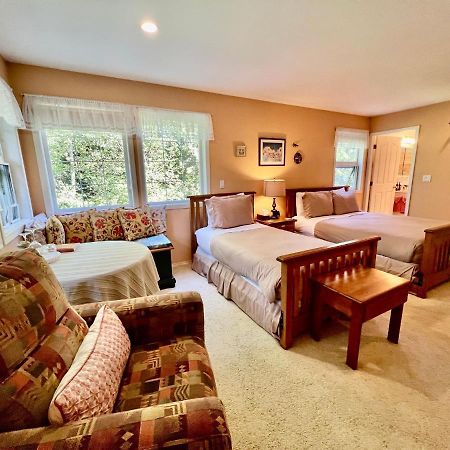 Seafarers Bed & Breakfast Tofino Kültér fotó