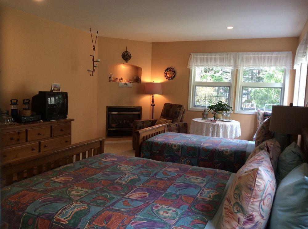 Seafarers Bed & Breakfast Tofino Kültér fotó